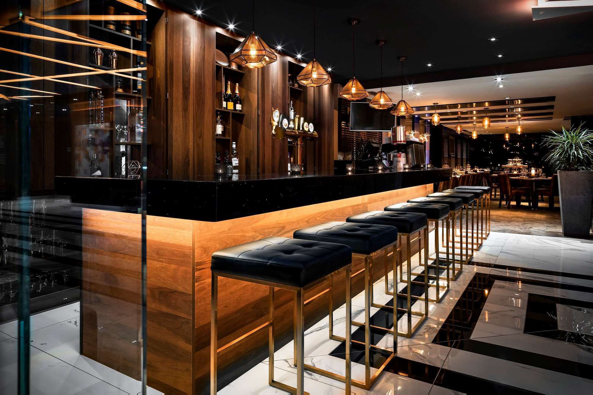 Sens Hotel Montréal Restaurant bilde